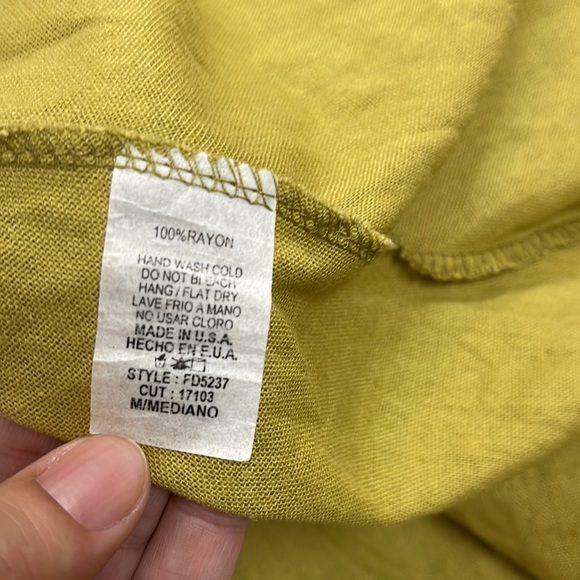 Flamingo Urban Boho dress, Wm’s Sz medium, mustard color - Picture 9 of 9